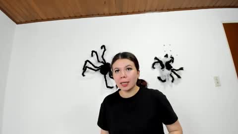 isabella_jaramillo online show from November 2, 12:27 pm