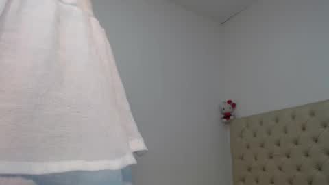 isabella_jazz online show from February 17, 9:32 pm