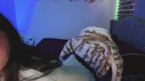isabella_monntolvo online show from May 21, 8:26 pm