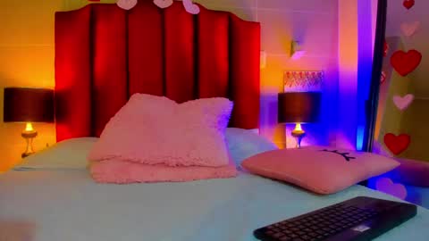 isabella montez online show from February 19, 3:16 pm