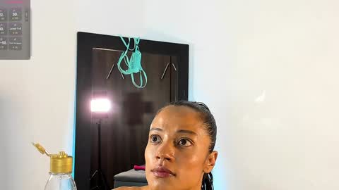 Isabella online show from January 11, 1:59 am