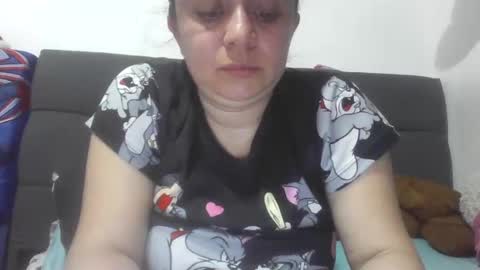 isabellaa_hills_ online show from April 29, 5:30 pm