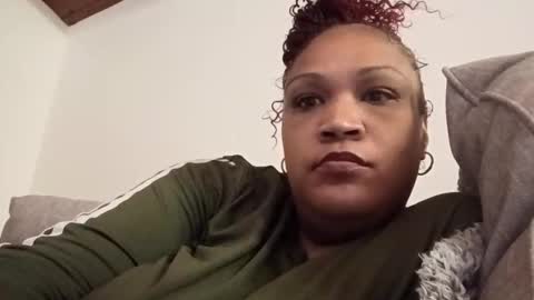 Isabella online show from March 16, 5:10 am