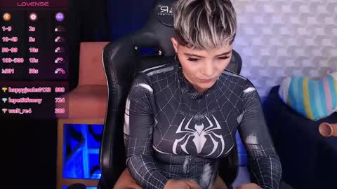 Isabella Mout  online show from January 31, 4:58 am