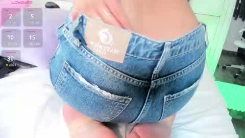 Isa  online show from December 21, 5:14 am