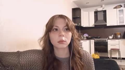 Isabella online show from December 18, 8:20 am