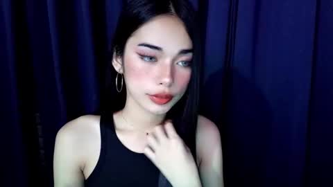 Isabelle online show from November 19, 3:11 pm