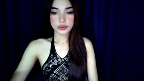Isabelle online show from July 26, 7:55 pm