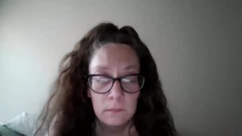 isabellenoela999 online show from June 12, 7:13 pm