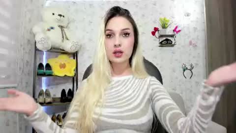 ISABELLA online show from July 8, 9:29 pm