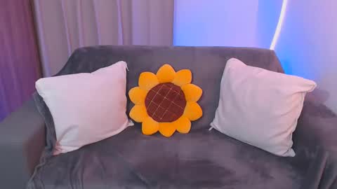 Isa online show from March 5, 4:49 pm