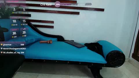 Snapshot of isamoon_ chatting on February 18, 4:47 pm Isa online show from February 18, 4:47 pm