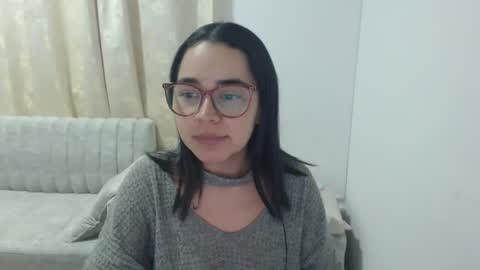 Emma online show from April 18, 3:30 am