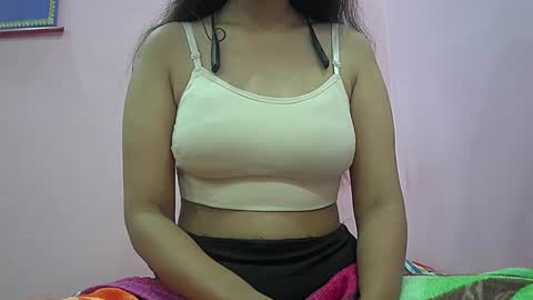 ishika_singh_ online show from November 11, 2:47 am
