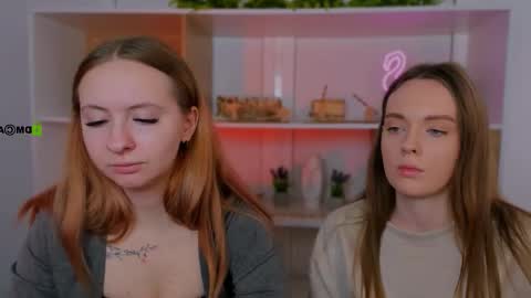 isla_dior online show from October 13, 8:38 am