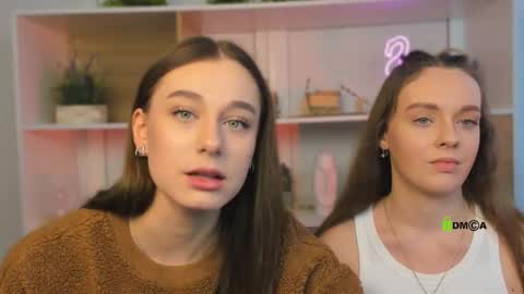 isla_dior online show from October 2, 8:46 am