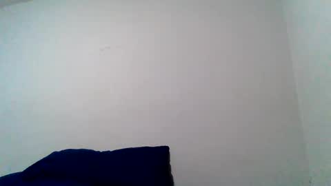 islandmaker online show from October 15, 4:27 am