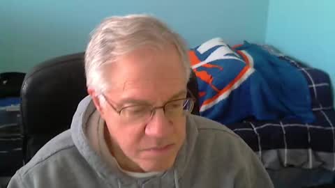 islesman22 online show from February 22, 5:46 pm