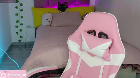 I S S A B E L A Igissaa ax    Xlittleissa  online show from October 29, 12:45 am