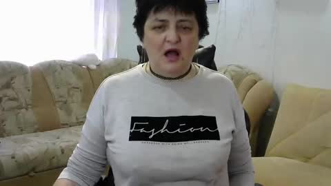 IsXLoves online show from February 26, 10:49 am