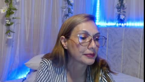 Itala Gomez online show from February 9, 12:06 am