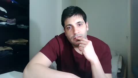 Snapshot of italianboybcn chatting on January 31, 8:43 pm italianboybcn online show from January 31, 8:43 pm