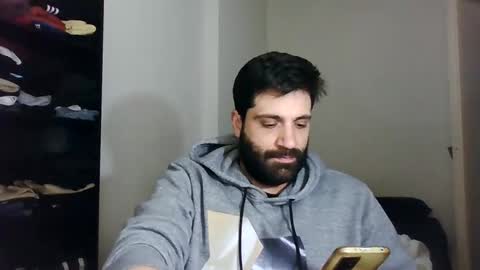 Snapshot of italianboybcn chatting on January 29, 7:04 am italianboybcn online show from January 29, 7:04 am