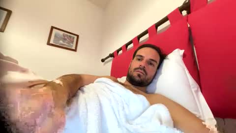 italianoincam89 online show from March 15, 5:16 pm