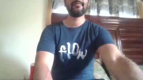 its_me_2323 online show from April 17, 8:06 am