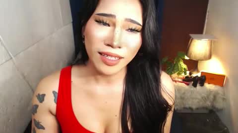 Im Mariee online show from May 21, 6:36 pm
