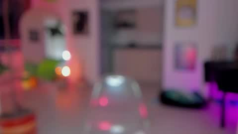 lau online show from March 14, 12:36 am