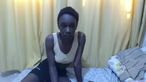 Laynne online show from October 8, 10:32 am