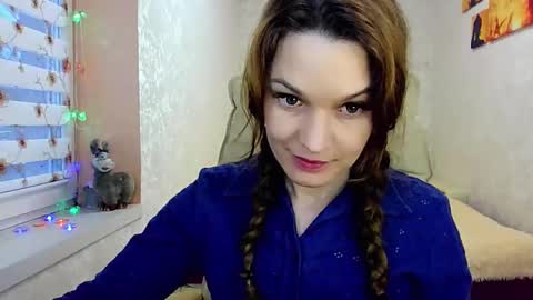 itslunaday online show from February 19, 3:27 pm