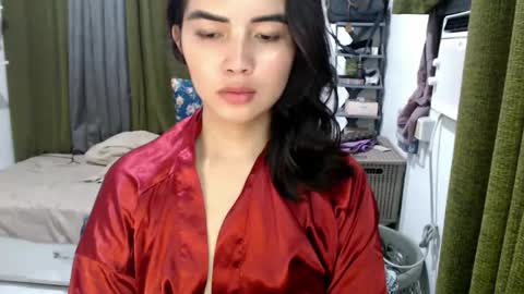itsme_jo online show from March 18, 11:38 am