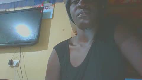 Queen blacq online show from October 14, 6:38 am