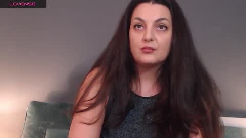 Melissa Khaan online show from December 19, 6:20 am