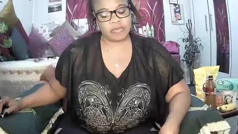 itumeleng74 online show from March 11, 12:06 pm