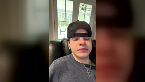 itzzk3nt online show from April 5, 5:21 pm