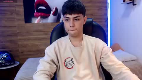 Ivan  Follow me please  online show from August 9, 3:23 am