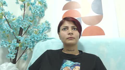 ivonne online show from December 4, 12:41 pm