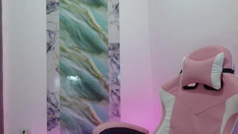 ivory_babe online show from August 5, 4:59 pm