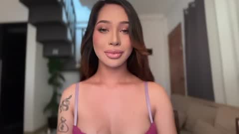 kirstenelsie online show from August 5, 1:35 am