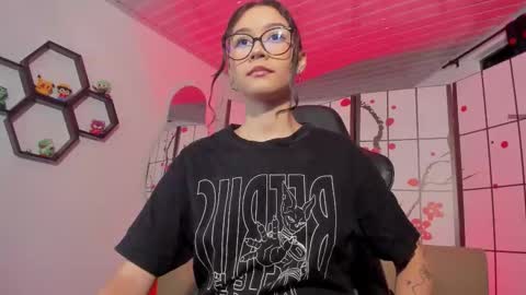 Ivy online show from October 30, 5:19 am