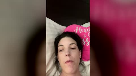 ivy_rose90 online show from March 11, 5:32 am