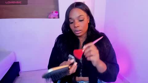 i v y  b l i s s online show from March 4, 11:51 am