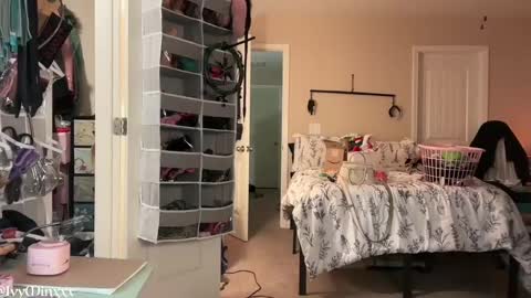 Ivy Minxxx online show from January 11, 3:55 am