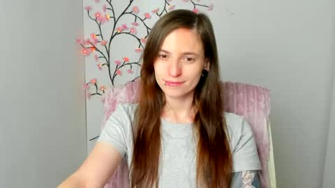 Ivy online show from May 21, 12:44 pm