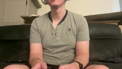 iwantyounow42069 online show from May 31, 1:21 pm