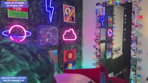 Muse hethey online show from January 11, 11:00 pm