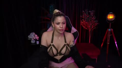 Lina online show from April 27, 2:14 pm